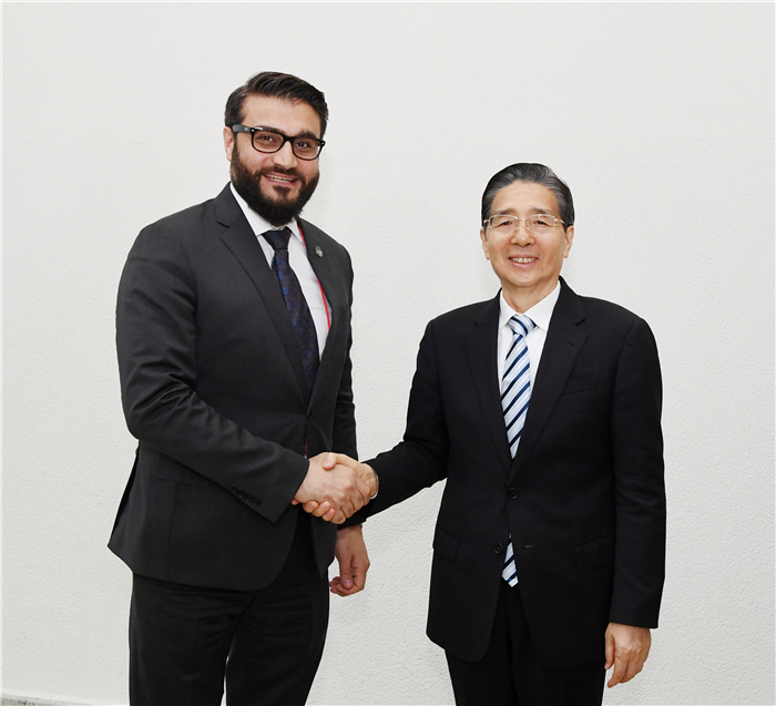 第二张会见阿富汗国家安全事务顾问莫希卜_副本.jpg