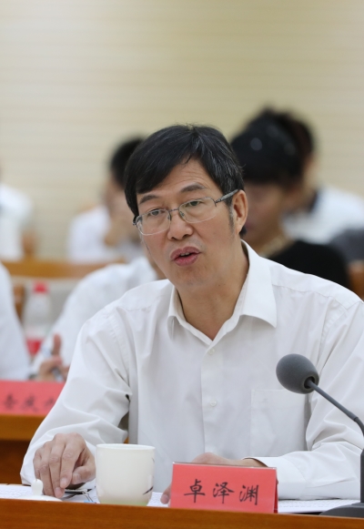 卓泽渊_副本.jpg
