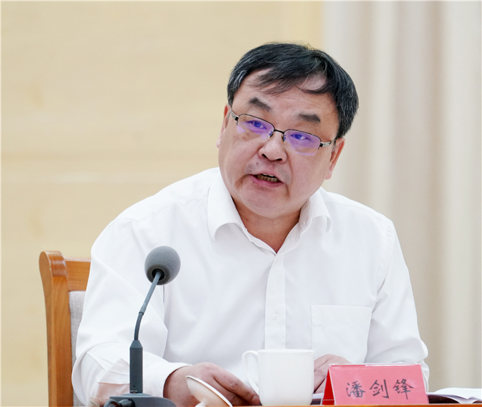 潘剑锋_副本.jpg