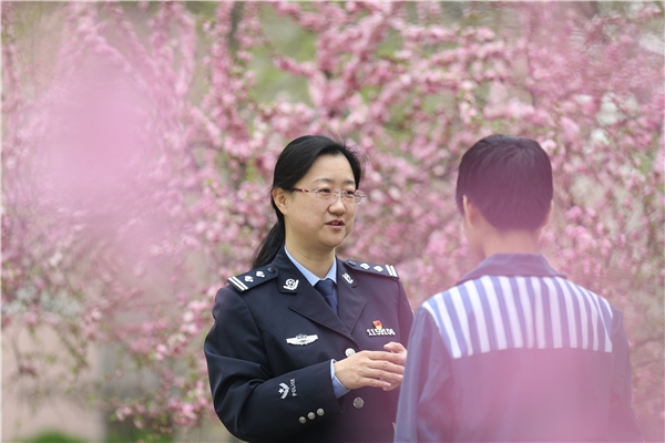 李彦2.jpg