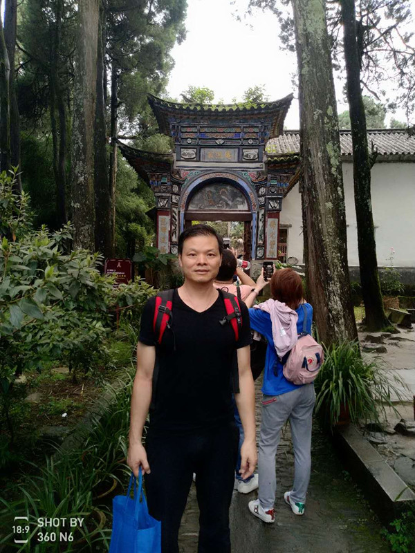 李承春生活照.jpg
