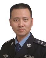 【照片】调解为民好榜样 海南 罗新建_副本.jpg