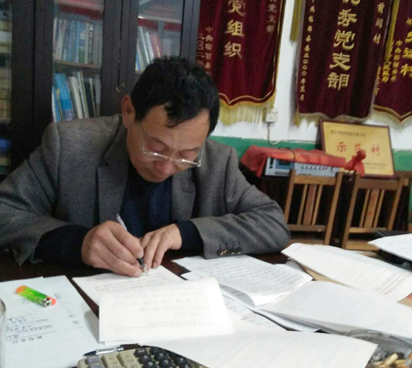 调解为民好榜样：河北邢台玄振青 生活照1.jpg