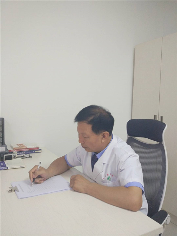 司法鉴定好榜样：河北 马士昌 生活照2.jpg