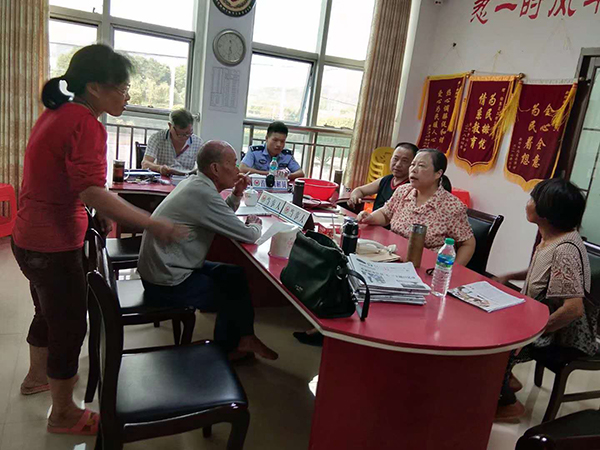 杨慧芝工作照6.jpg
