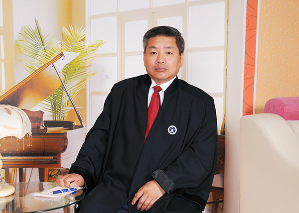 2、刘官棠律师.jpg