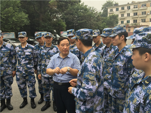 王金海生活照1.jpg