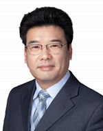 【照片】法援为民好榜样 上海 郑祺.jpg