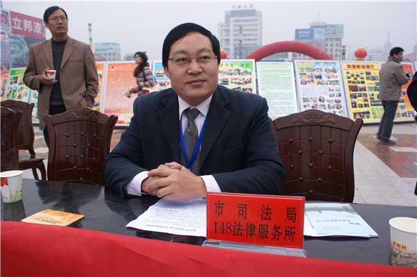 余前忠工作照.jpg