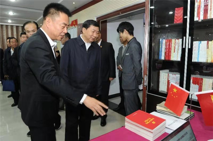 微信图片_20181115232707_副本.jpg