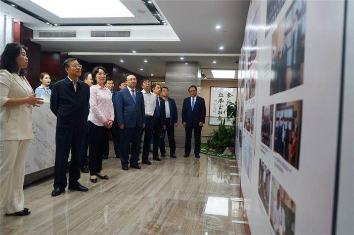 微信图片_20190507200356_副本.jpg