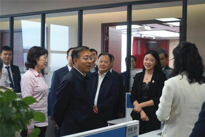 微信图片_20190507200401_副本.jpg